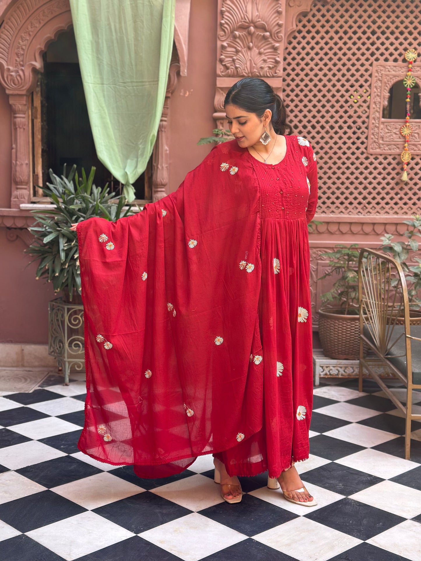 Women Embroidered Pure Cotton Kurta Set (RR1002-Red)