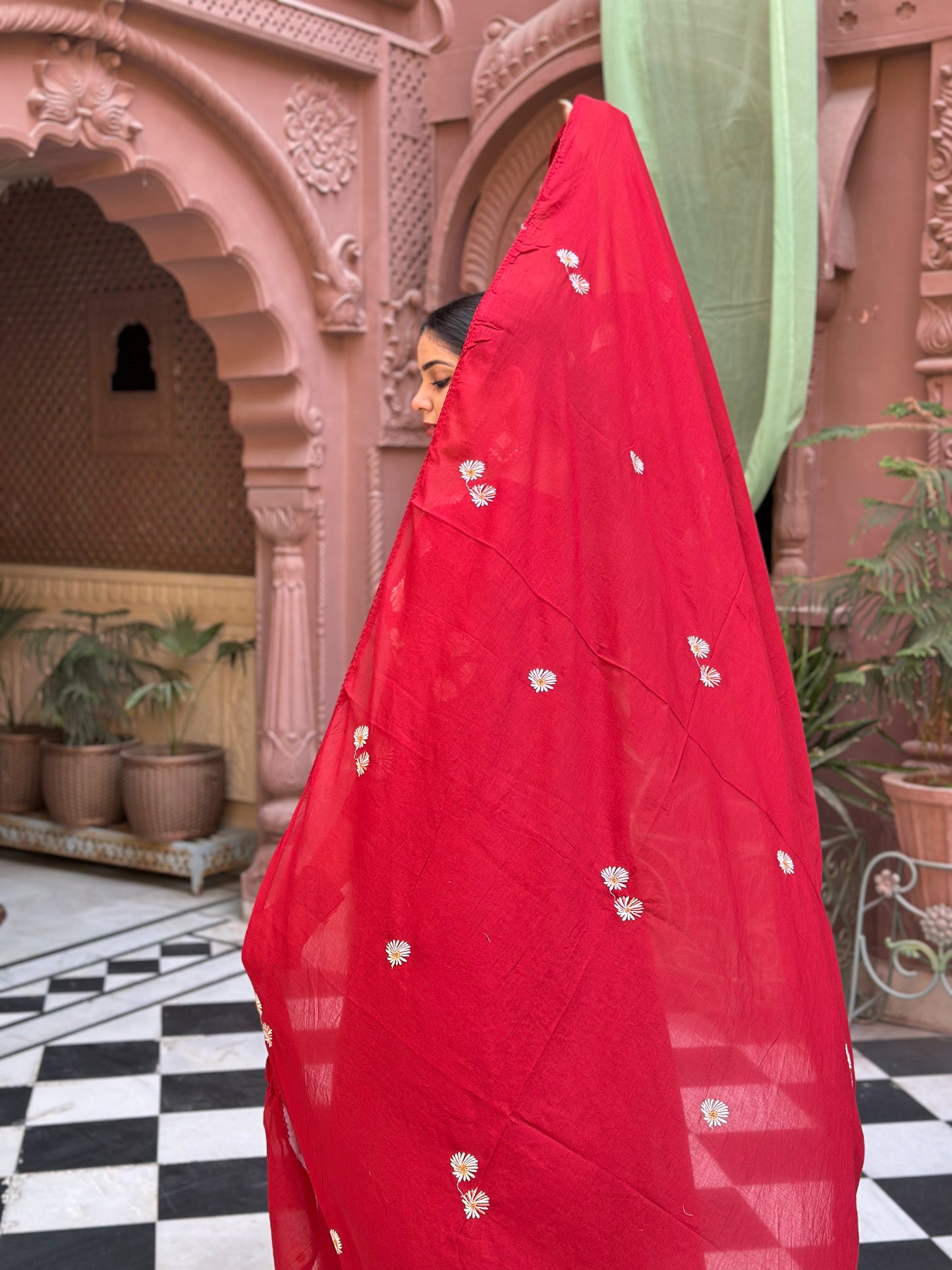Women Embroidered Pure Cotton Kurta Set (RR1002-Red)