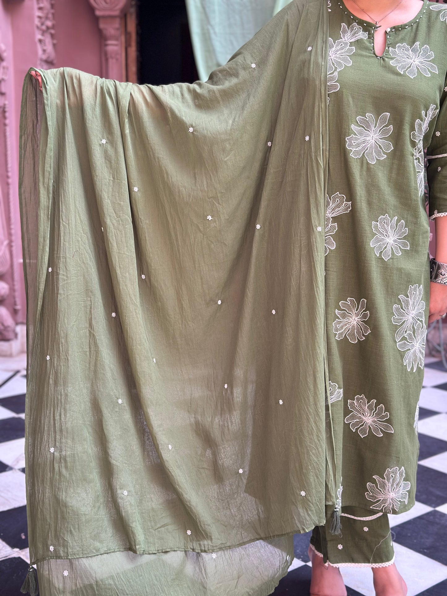 Women's Green Embroidered Cotton Slub Straight Kurta Set – Festive Wear (RR1009-Green)